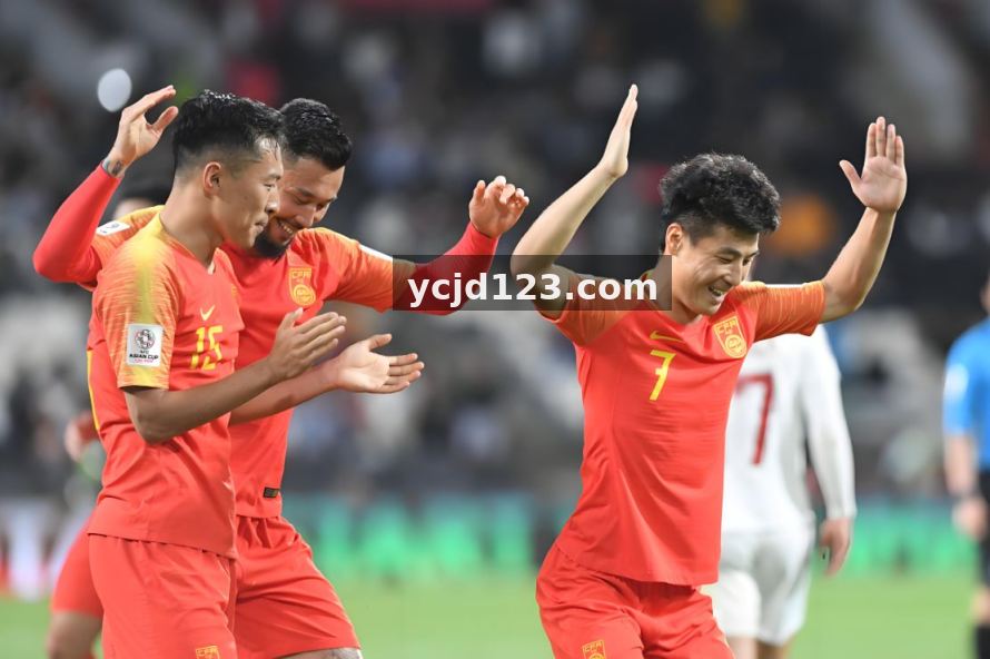 Y3国际 欧冠小组赛中期格局解读：控球率与转换效率的博弈正在重塑出线形势